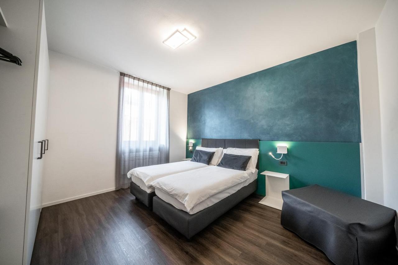Appartamenti Vasco Renna Surf Center Torbole Sul Garda Exterior photo